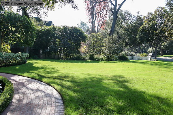 99front-lawn-side-view