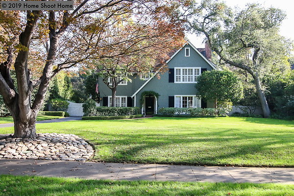 104view-from-sidewalk