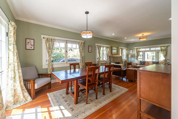 13321 dining 2