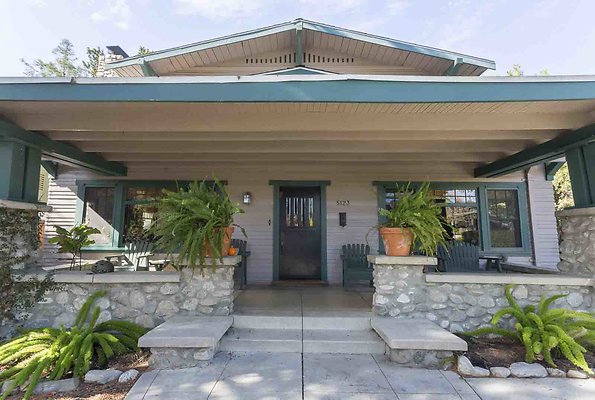 eastwestlocationsIMG-000609 eastwestlocationsIMG-000609