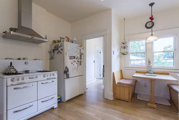 eastwestlocationsIMG-003054 eastwestlocationsIMG-003054