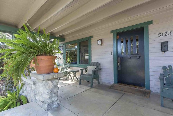 eastwestlocationsIMG-001222 eastwestlocationsIMG-001222