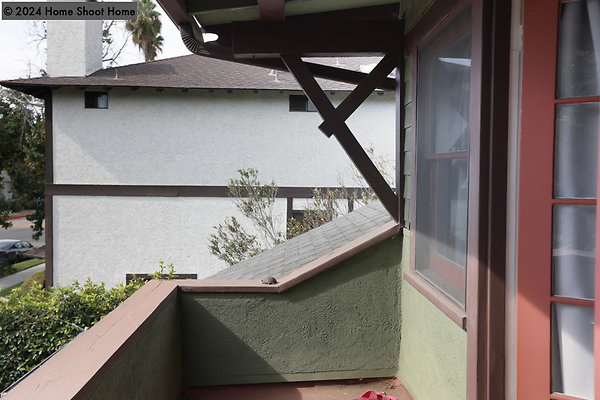 3448-balcony-reverse-40