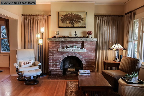 04living-room