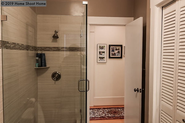 26bathroom1-reverse