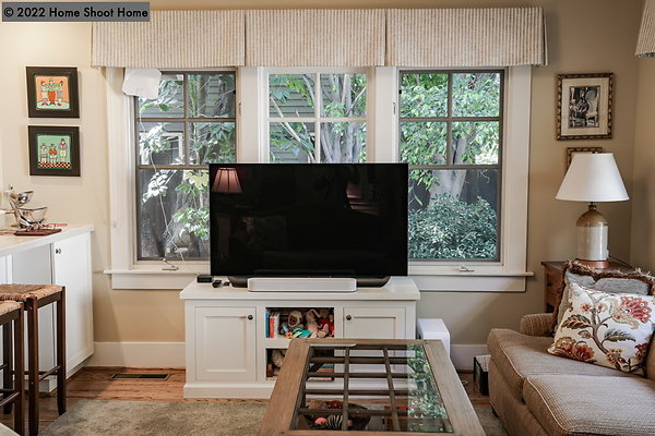17family-room