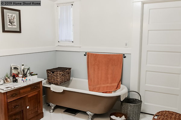 22bathroom1 22bathroom1