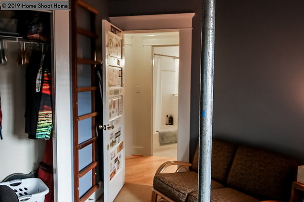 25bedroom2-reverse 25bedroom2-reverse