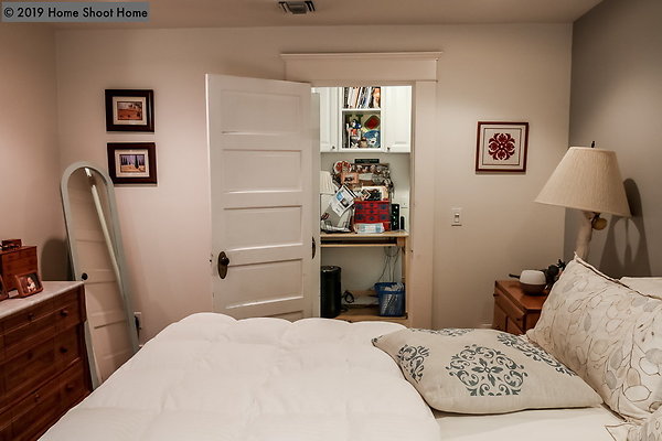 19bedroom1-reverse 19bedroom1-reverse