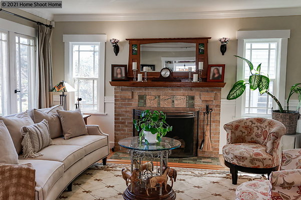 04living-room