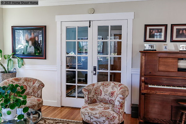 07living-room-alt-reverse