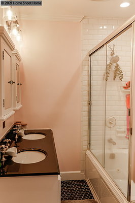 24bathroom1