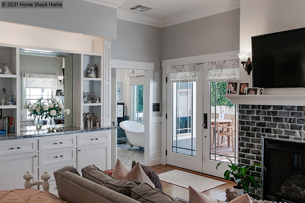 33master-bedroom-alt-reverse