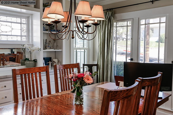 08dining-room