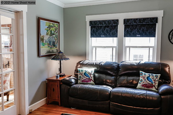 17family-room